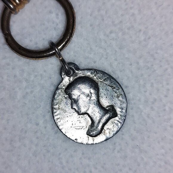 ETIENNE AIGNER VINTAGE BELT GOLD METAL LINKS BURGANDY LEATHER MEDALLIONS 40"L - Picture 2 of 5